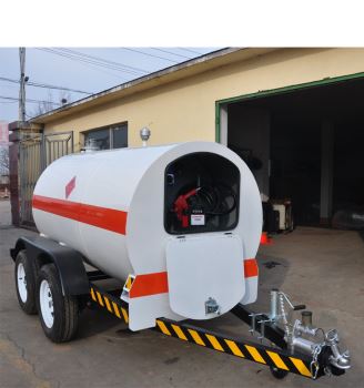 2.5吨柴油罐车